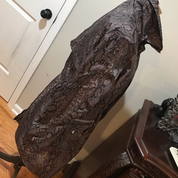 ▪️MICHAEL KORS Rain Coat - Picture 8 of 15